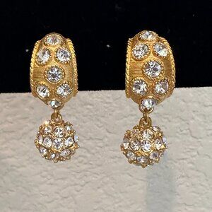 1980s Vintage High Quality Rhinestone/Gold-tone Clip Earrings